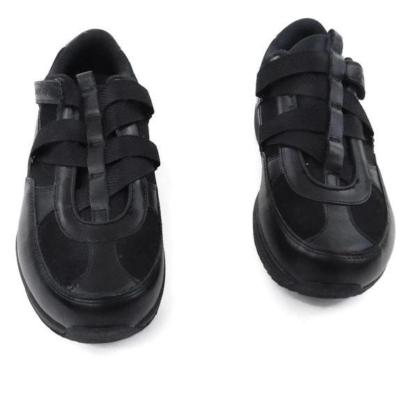 skechers women's pull on